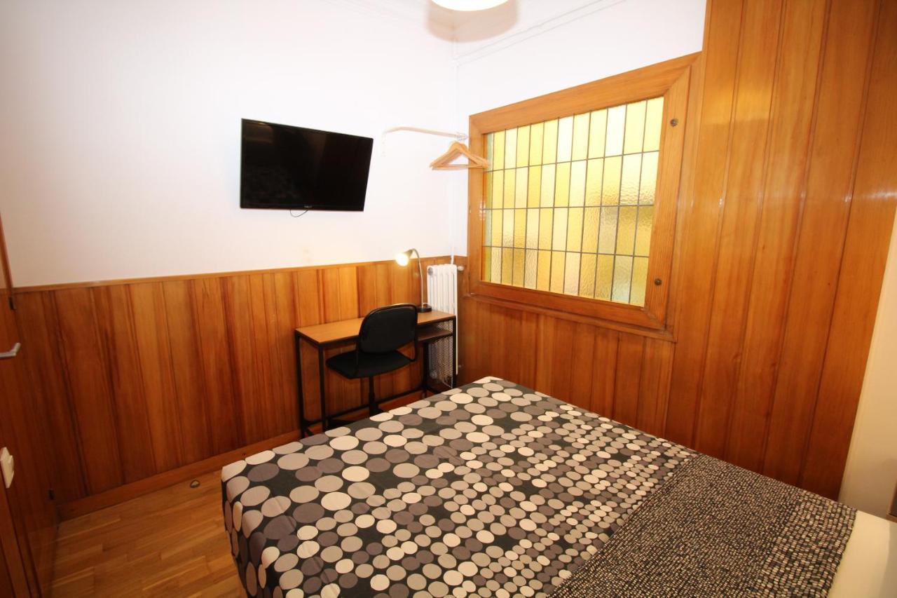 Nuevo Balmes Habitaciones Барселона Экстерьер фото